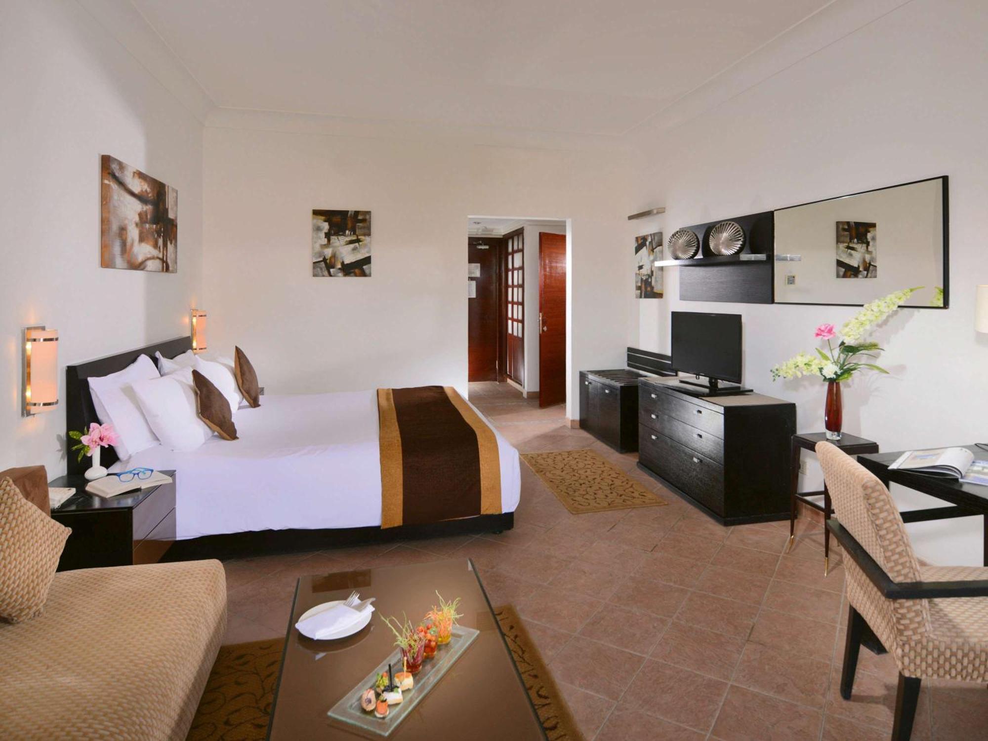 Moevenpick Resort El Sokhna Айн-Сохна Экстерьер фото