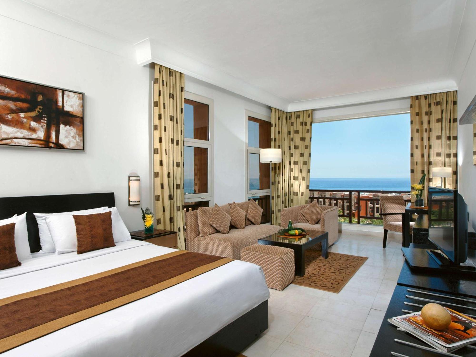 Moevenpick Resort El Sokhna Айн-Сохна Экстерьер фото A typical hotel room
